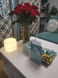 -YooMee优美智能科技美肤机构