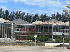 -红栌温泉山庄生态美食餐厅