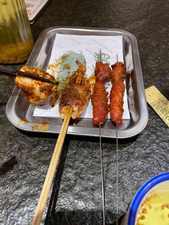 小东北烤肉(眉县店)-"因工前往眉县开会,忙碌一天,晚上大家一商.