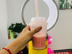 -F小姐甜品店(威海路店)