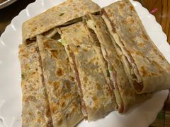 -溢心园香河肉饼总店
