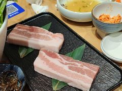 -青瓦餐厅·生鱼片·韩园烤肉(西塔店)