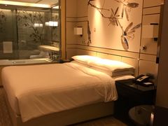 -上海宝华万豪酒店