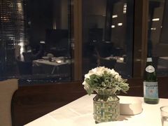 -The lounge 柏悦酒店大堂酒廊(上海环球金融中心店)