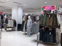 -优衣库(威海威高购物中心店)