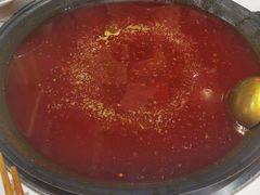 -旧街市鲜货老火锅(大光路店)