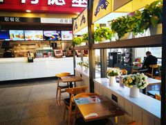 自助取餐区-肯德基(包头机场店)
