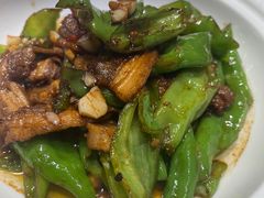 -魏铭鱼头捞饭(晋阳路店)