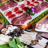 “3秒即熟，久涮不老”的老北京铜锅涮肉！