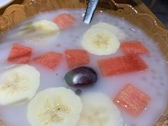 鲜果奶香西米露-嘉州叶婆婆钵钵鸡(建设路店)