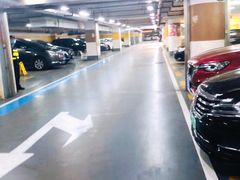 场地-日月光中心-停车场