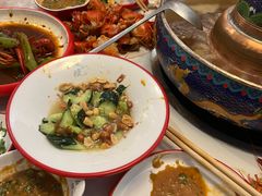 -毛辣果·贵州红酸汤牛肉火锅(西单店)