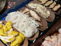 -芸山季·云南山珍菌火锅(人民广场来福士店)