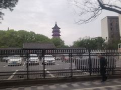 -绳金塔