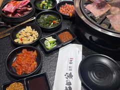 -九田家黑牛烤肉料理(荣成九龙城店)