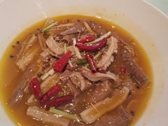 椒香酸汤肠头-泓历皇朝酒店(东亭店)