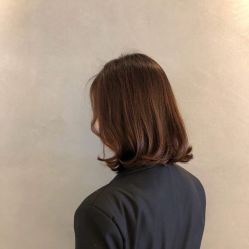 -东秀护肤造型