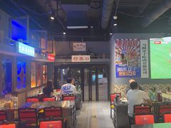 -马路牙子烧烤音乐酒馆(望京店)