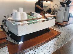 -Line 咖啡(石厦花园店)