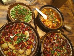 -有红鸡毛店·砂锅菜(抚琴夜市店)
