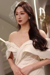 -艾米丽婚纱礼服