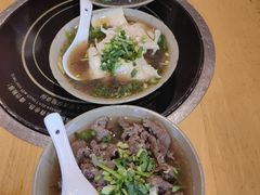 -大众跷脚牛肉馆·非遗传承单位(峨眉山店)