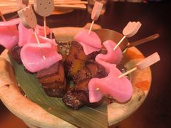 烤蜜汁红烧肉-何师烧烤Pro ·江湖川菜·小龙虾·精酿(太古里旗舰店)