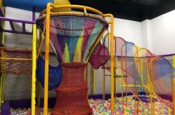 -蹦贝运动中心·蹦床·攀岩·闯关(龙岗店)