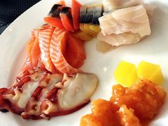 -圣丰索菲特·2 On 988 Café 自助餐厅