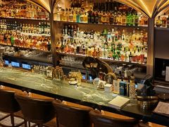-Mogul Eatery·大亨餐酒馆