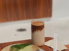 -Line 咖啡(石厦花园店)