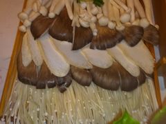 -围炉·川味鲜货火锅(万达珍珠坊店)