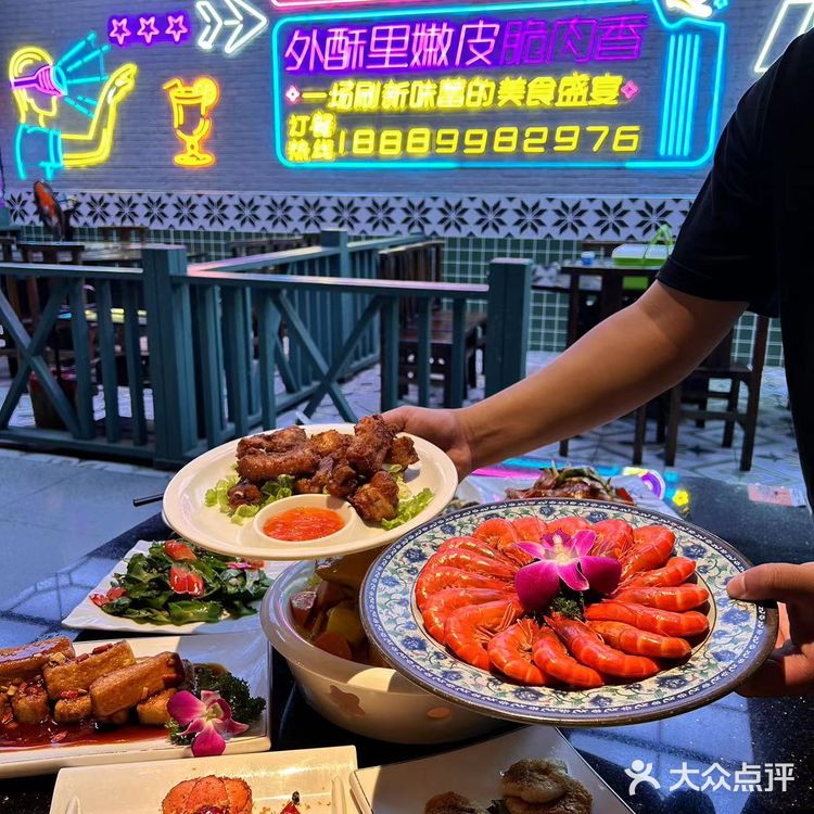 新年聚会攻略！！烤乳猪安排上