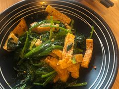 菠菜拌面筋-胖老汉椒麻鸡清真新疆菜(西御街店)