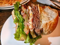 芝士汉堡-HIGH FIVE哈福手工汉堡(桂林路店)