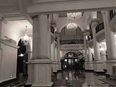 门面-LONG BAR 廊吧(外滩华尔道夫酒店)