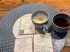 -LEO CAFE