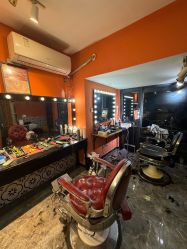 -鸿運 BARBER SHOP男士理发馆