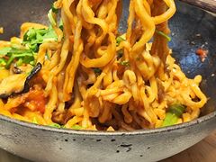 -初晋·山西地道刀削面.晋北莜面香(星耀城店)