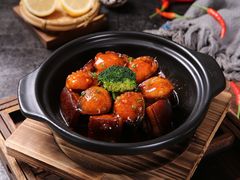 秘制鲍鱼红烧肉-TORA音乐酒馆