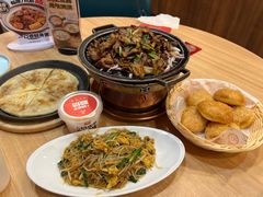 -宏状元现熬粥·京味菜(黄寺大街店)