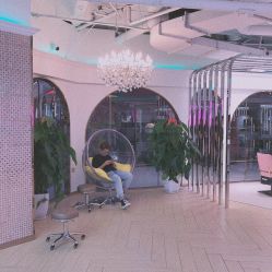 -BULB STUDIO 巴柏明星发型工作室