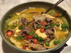 酸汤牛三宝-漢舍中国菜馆(889广场店)
