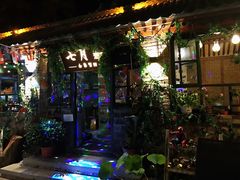 -百里峡七彩艺术小镇