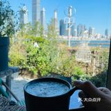 岛城远离喧嚣☁️位置绝佳独崖咖啡