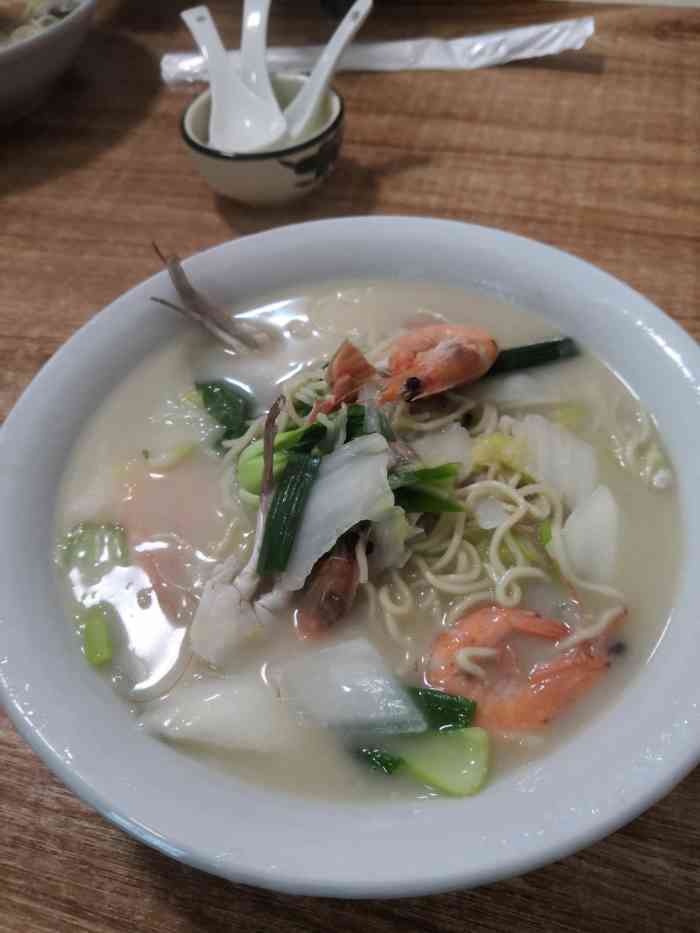 港头饭店-"每次回老家都要来这里吃一餐焖面是真的很.