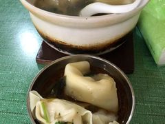 砂锅馄饨-吴淞老街砂锅馄饨(北兴路店)
