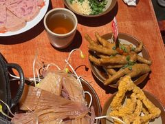 -周小明火锅(黑金冠社区店)