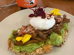 牛肉丝牛油果班尼迪-KAFVS咖啡思咖啡馆(香海路店)