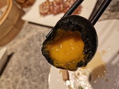 黑金流沙包-悦秀·高级粤菜